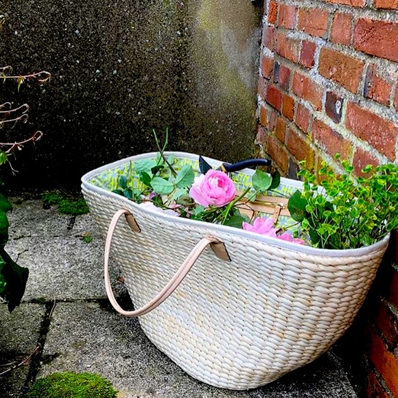 India Hicks Riviera Straw basket tote! - Picture 5 of 14